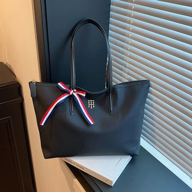 Women Bags Manufacturer - Vom Fischer inspirierte Tasche mit mehreren