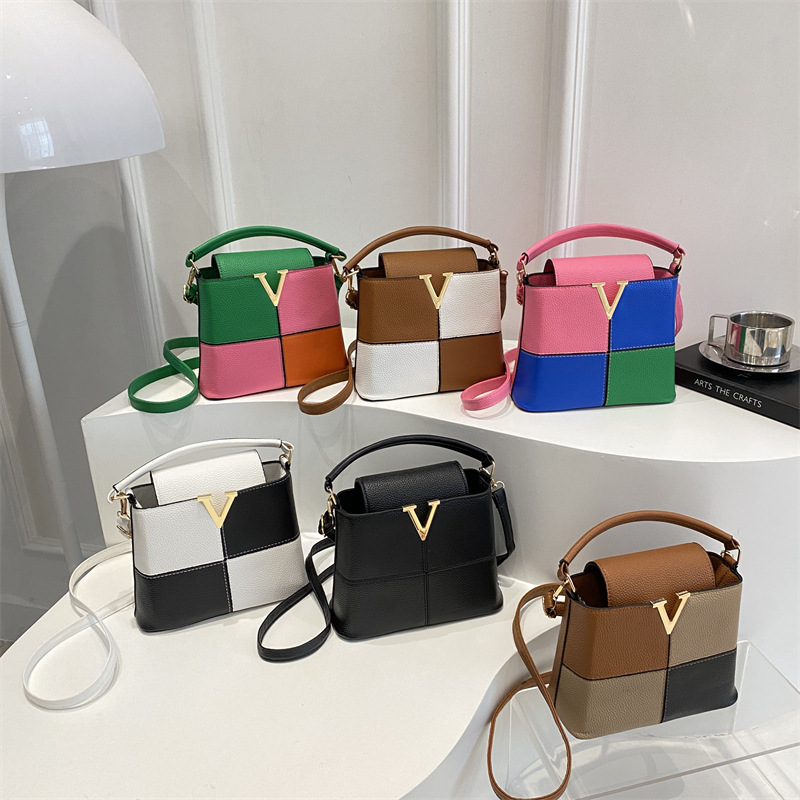 Schicke V-Logo Mini-Tragetasch – Women Bags Louis Vuitton Bewertung und Preis